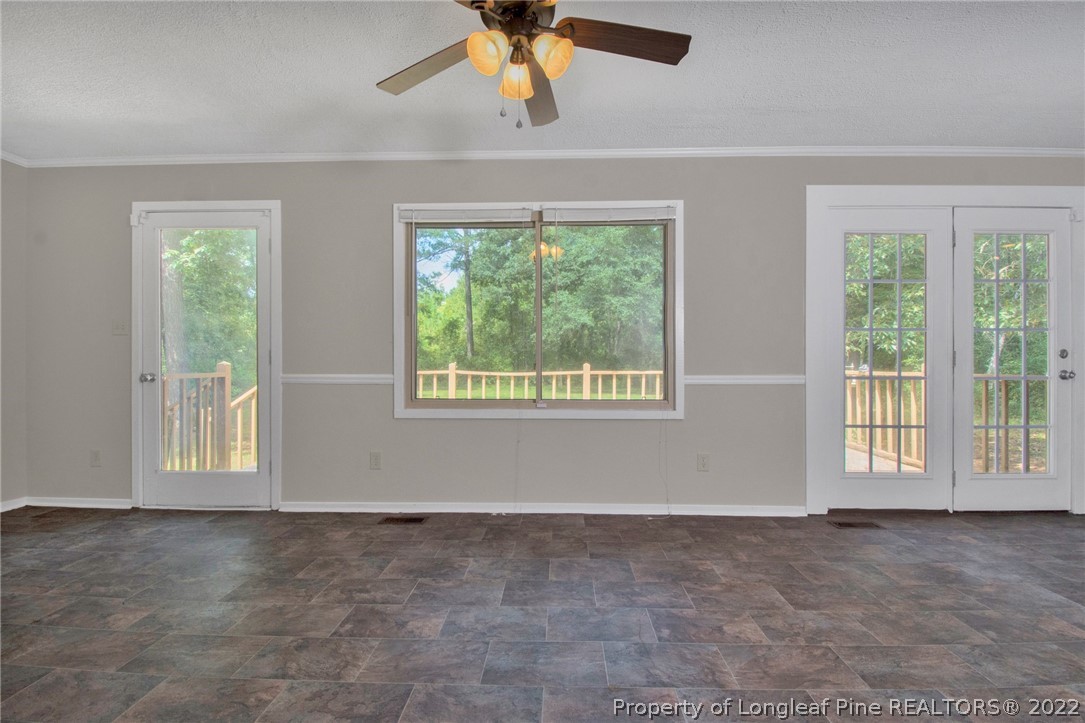 2055 Yarborough Road St. Pauls, NC 28384 - Photo 13 of 33 Gallery Image 13