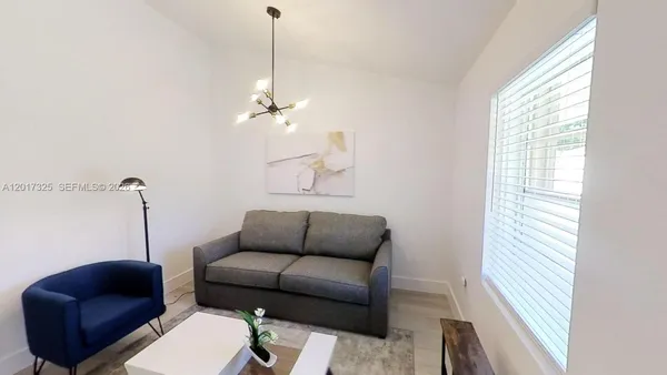 $1,850 | 840 Southwest 7th Street, Unit 852, Miami, FL 33130