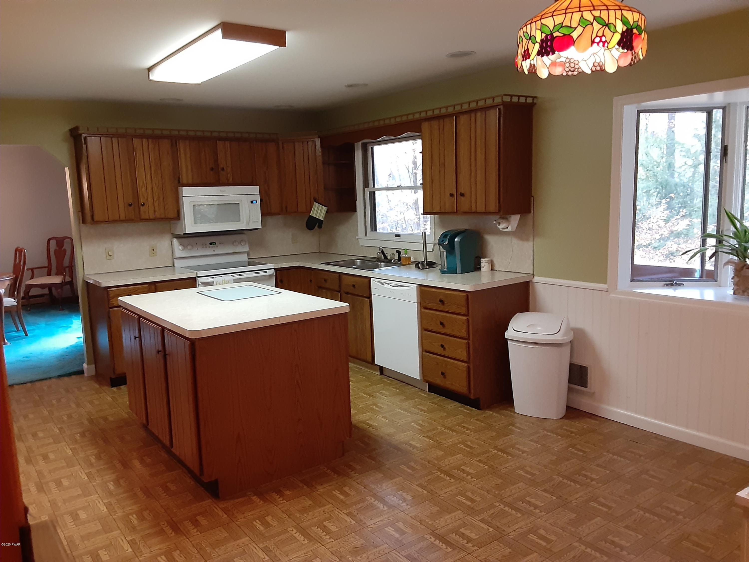 133 Greeley Lake Road Greeley, PA 18425 - Photo 10 of 21 Eat in kitchen