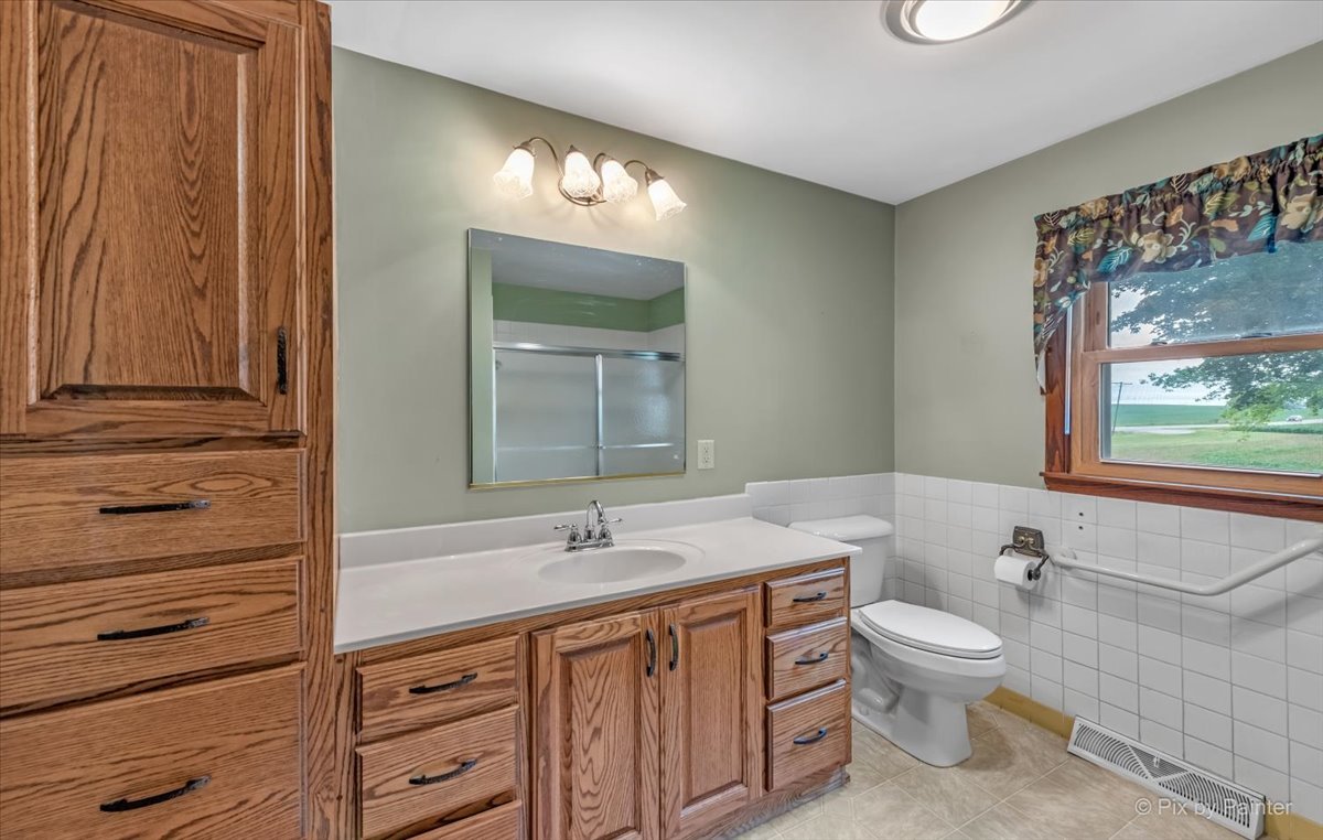 16480 Somonauk Road DeKalb, IL 60115 - Photo 22 of 49