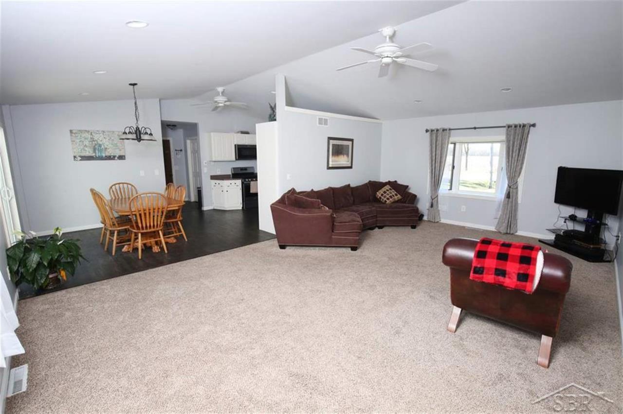 5149 Flock Road Beaverton, MI 48612 - Photo 6 of 38 50028326-5.JPG