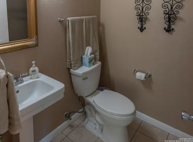 $1,525 | 32 Chapel Hill Circle, Unit 32, San Antonio, TX 78240