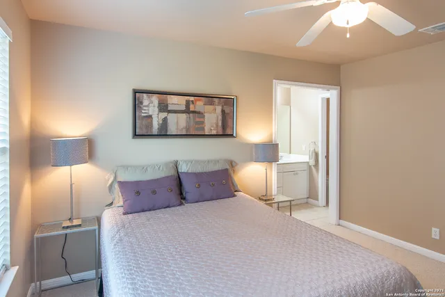 $1,525 | 32 Chapel Hill Circle, Unit 32, San Antonio, TX 78240