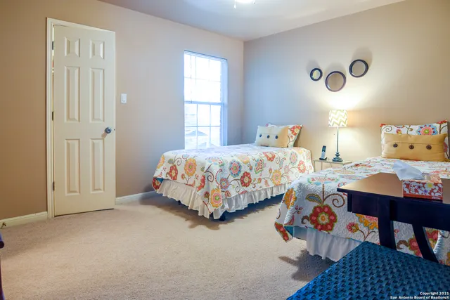 $1,525 | 32 Chapel Hill Circle, Unit 32, San Antonio, TX 78240