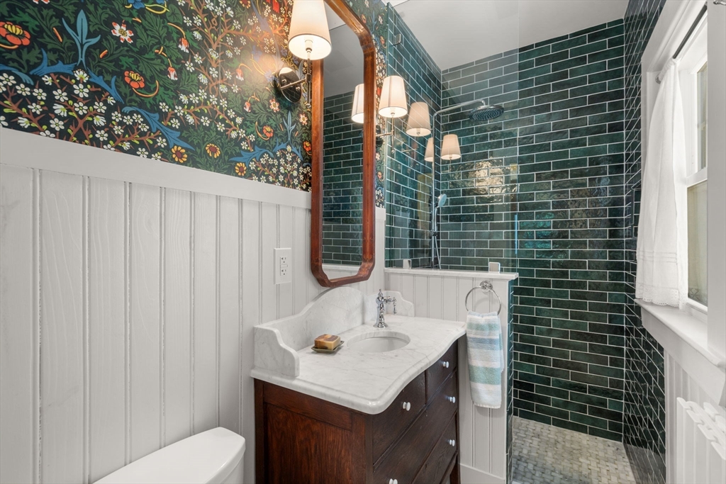87 Redlands Road Boston, MA 02132 - Photo 13 of 31 Gallery Image 13