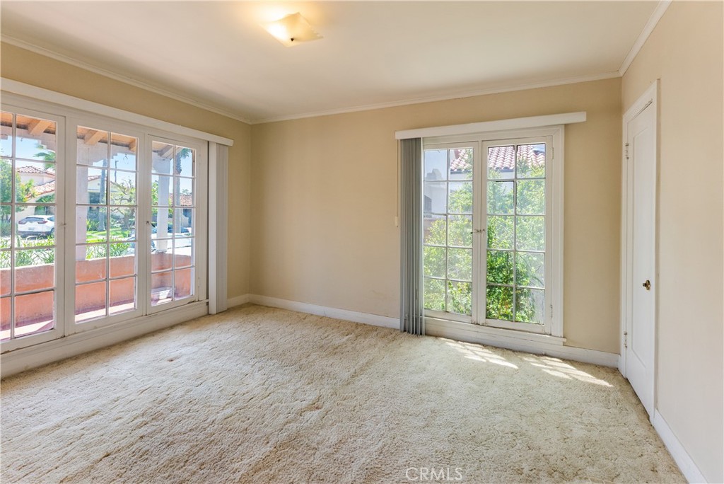 203 South Carson Road Beverly Hills, CA 90211 - Photo 13 of 47