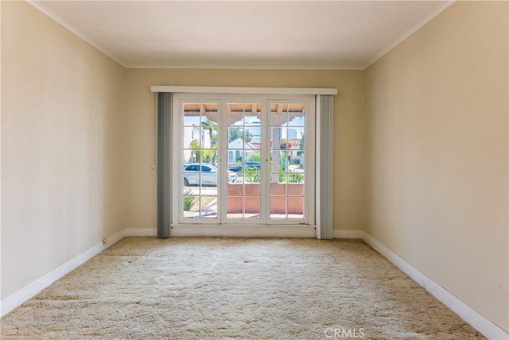 203 South Carson Road Beverly Hills, CA 90211 - Photo 14 of 47