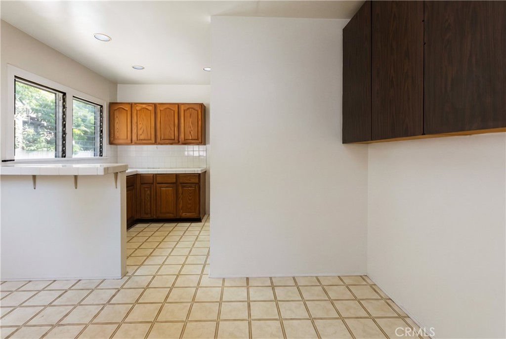 203 South Carson Road Beverly Hills, CA 90211 - Photo 25 of 47