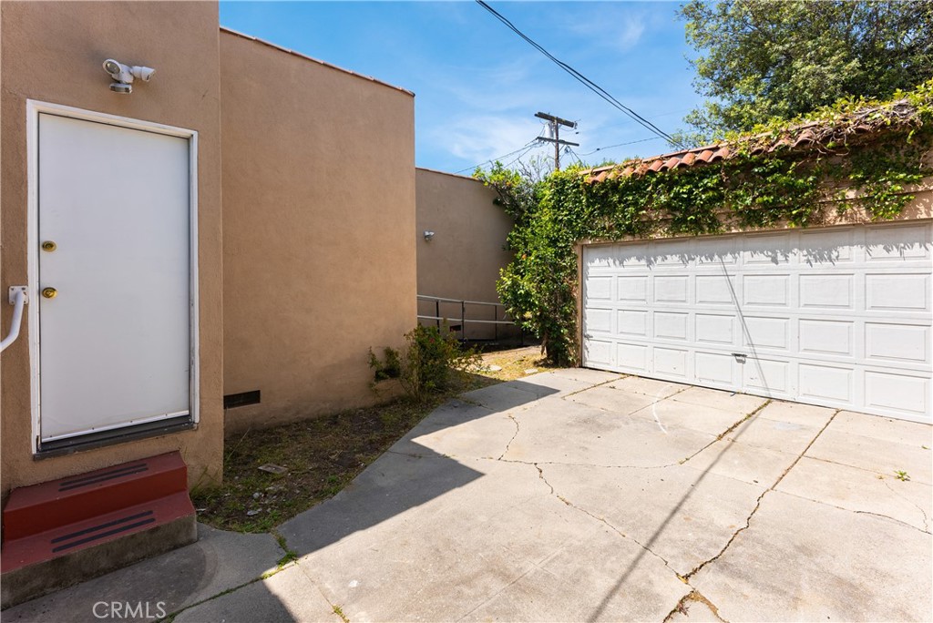 203 South Carson Road Beverly Hills, CA 90211 - Photo 33 of 47