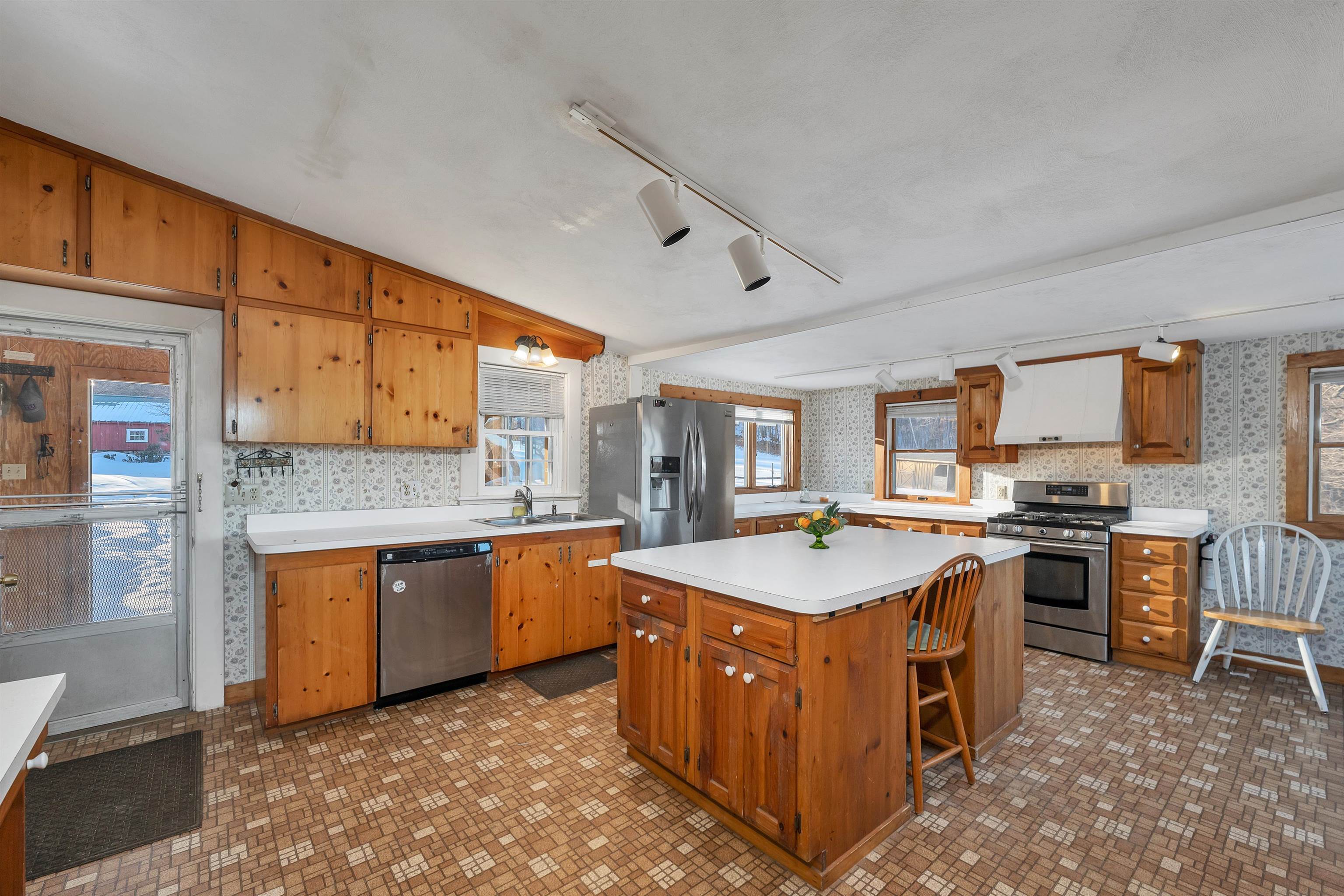 743 Lockehaven Road Enfield, NH 03748 - Photo 7 of 40