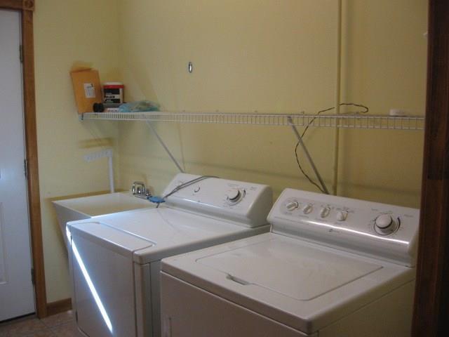 1182 Battle Ridge Road Clinton, ME 04927 - Photo 17 of 33 Photo