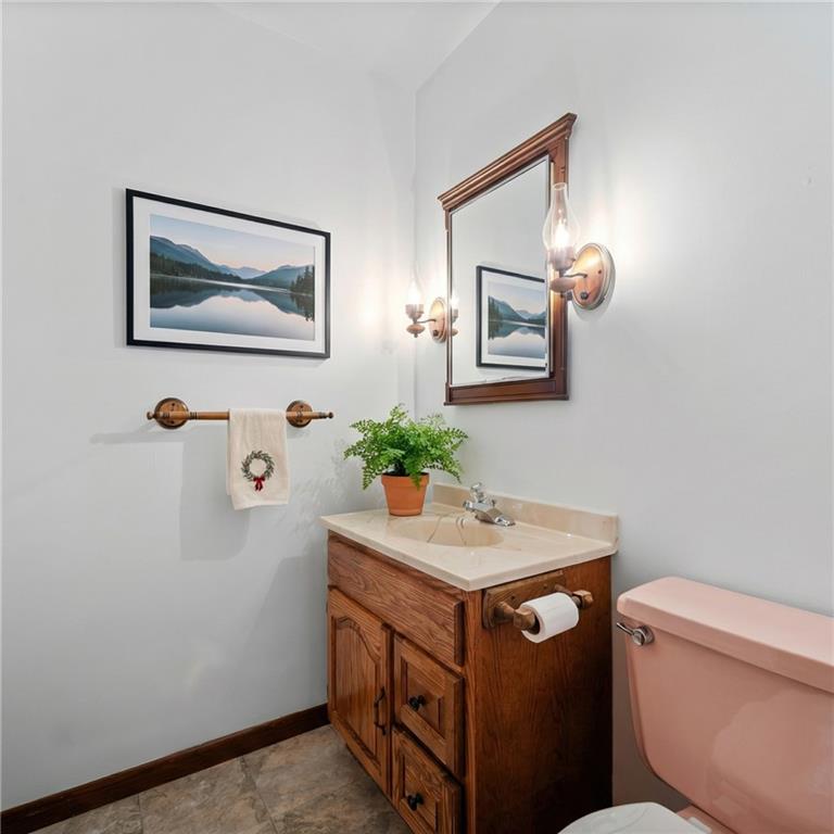 905 Watt Road Apollo, PA 15613 - Photo 13 of 30 a utility room with dryer and washer