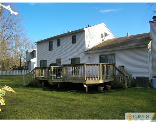 5 Corrine Street Edison, NJ 08820 - Photo 2 of 15 Gallery Image 2