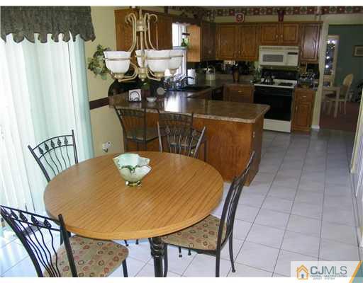 5 Corrine Street Edison, NJ 08820 - Photo 3 of 15 Gallery Image 3