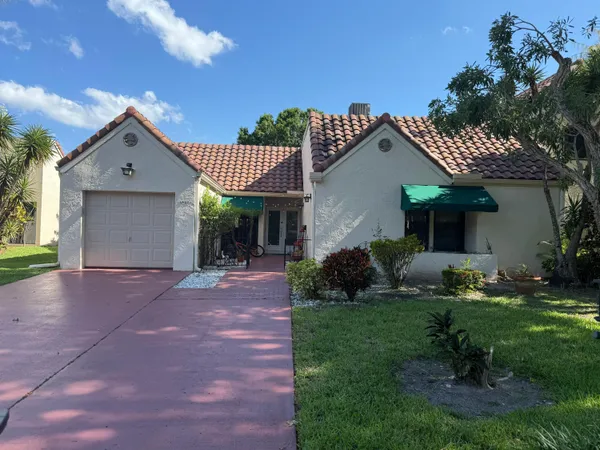 $3,900 | 6420 Vía Tierra, Boca Raton, FL 33433