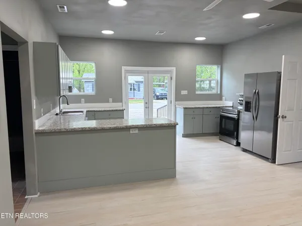 $1,200 | 415 Woody Avenue, Unit 415, Harriman, TN 37748