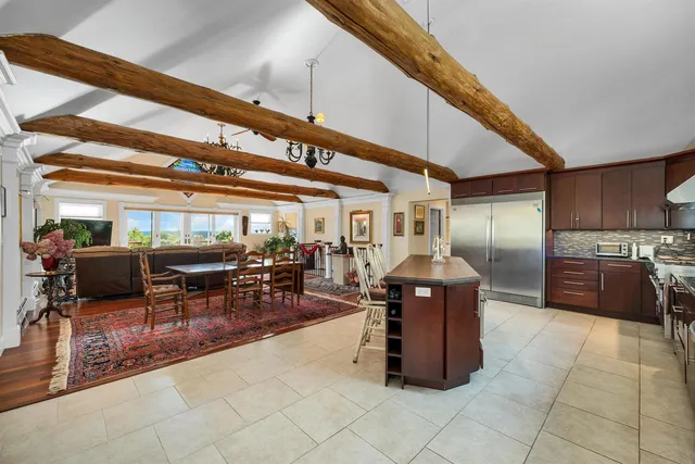 $949,000 | 242 Jerusalem Road, Canaan, NH 03741