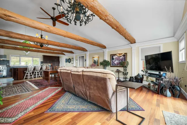 $949,000 | 242 Jerusalem Road, Canaan, NH 03741