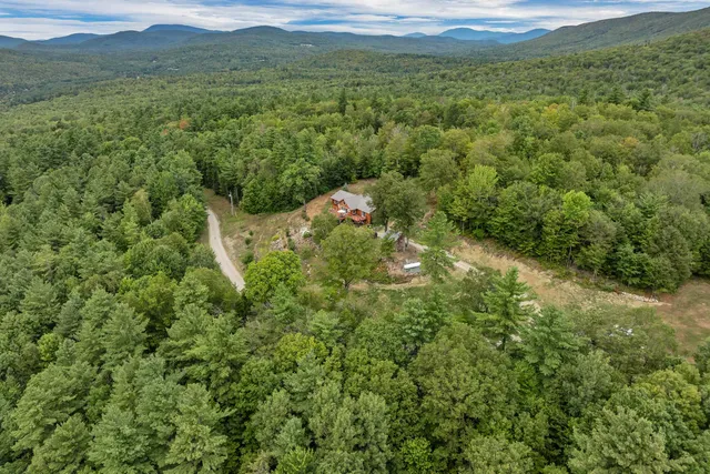$949,000 | 242 Jerusalem Road, Canaan, NH 03741
