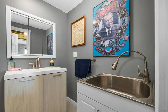 $949,000 | 242 Jerusalem Road, Canaan, NH 03741