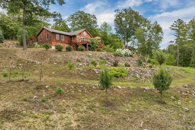 $949,000 | 242 Jerusalem Road, Canaan, NH 03741