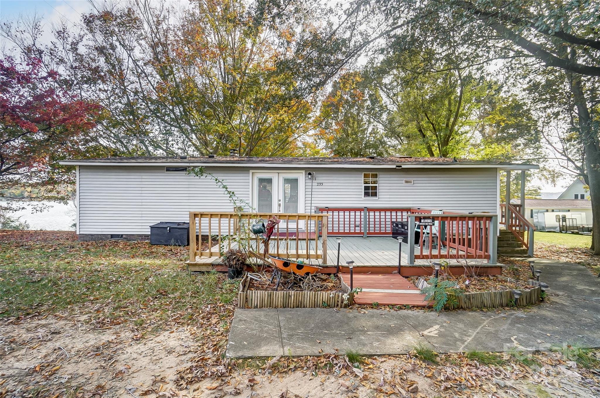 233 Island View Road Mount Holly, NC 28120 - Photo 5 of 41 Gallery Image 5