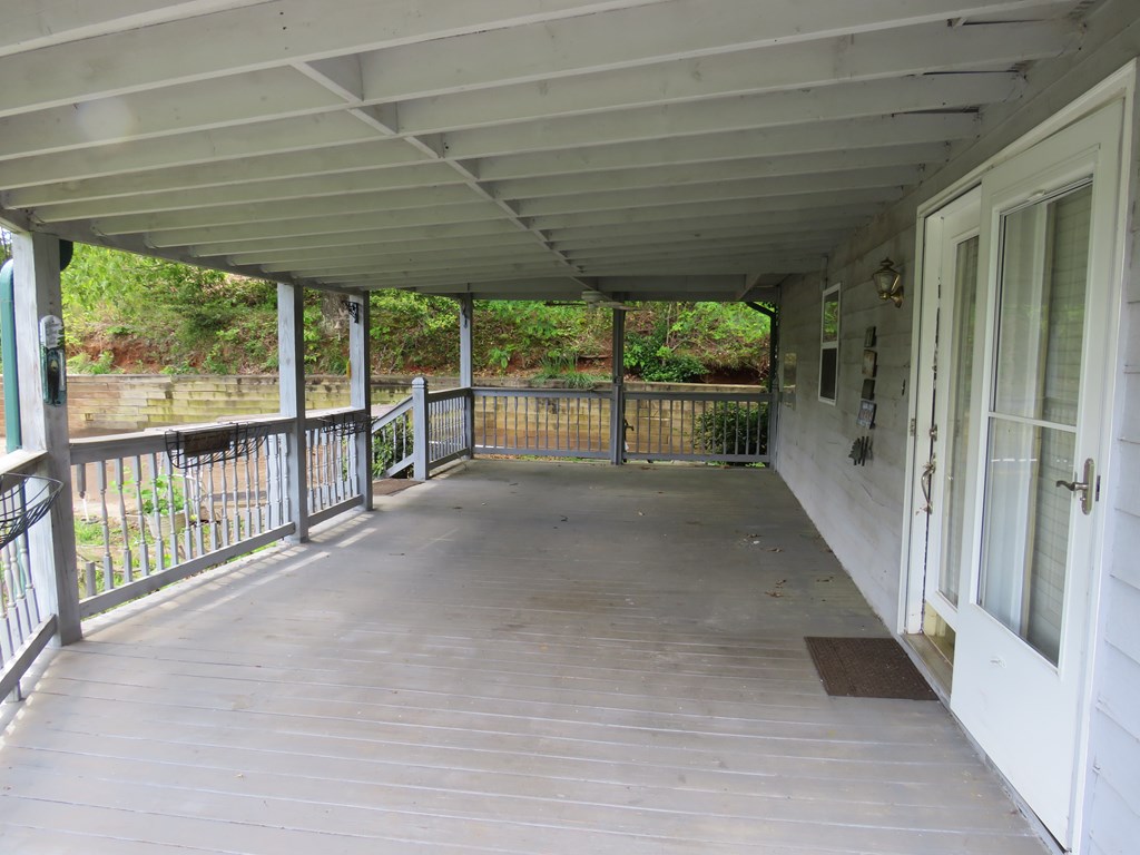 905 Johnson Road Hiawassee, GA 30546 - Photo 12 of 30 Gallery Image 12