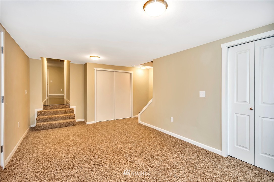 4661 Phillips Road Southeast Port Orchard, WA 98366 - Photo 11 of 25 Gallery Image 11