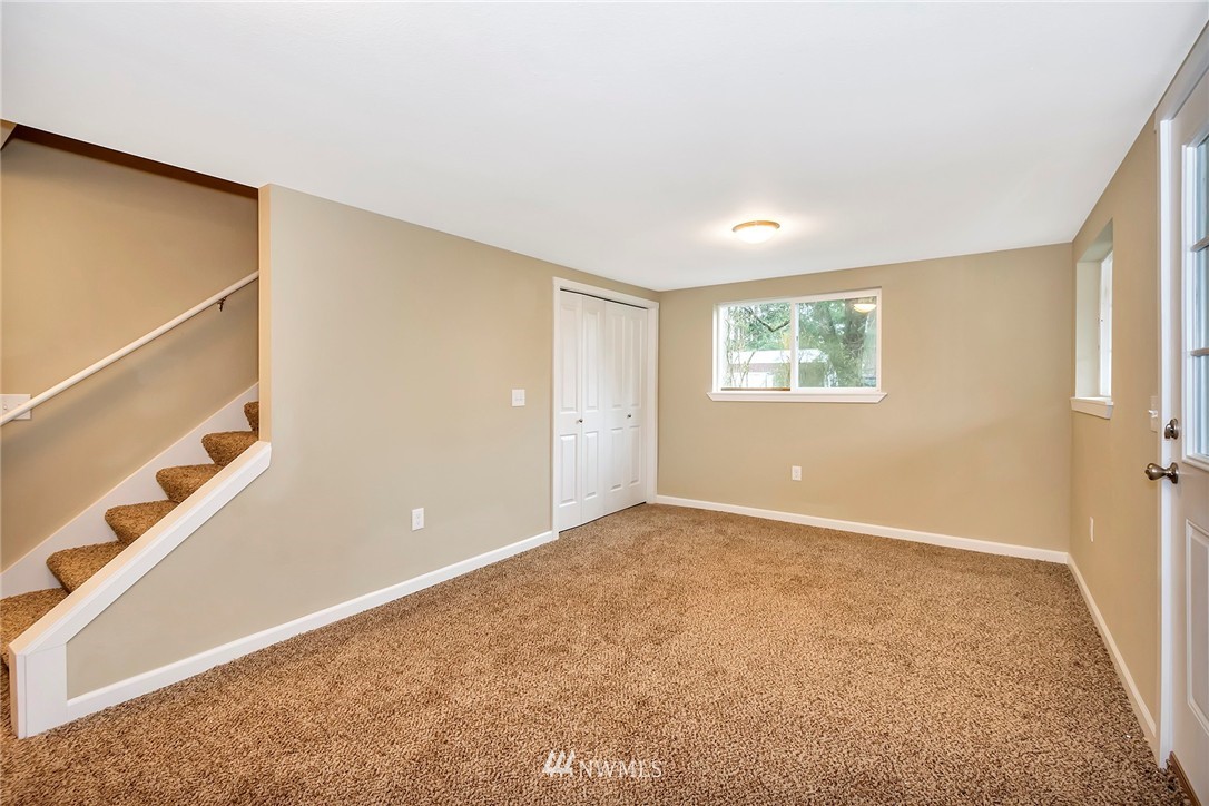 4661 Phillips Road Southeast Port Orchard, WA 98366 - Photo 13 of 25 Gallery Image 13