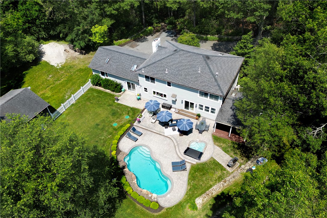 65 Knotty Pine Road Tiverton, RI 02878 - Photo 3 of 50