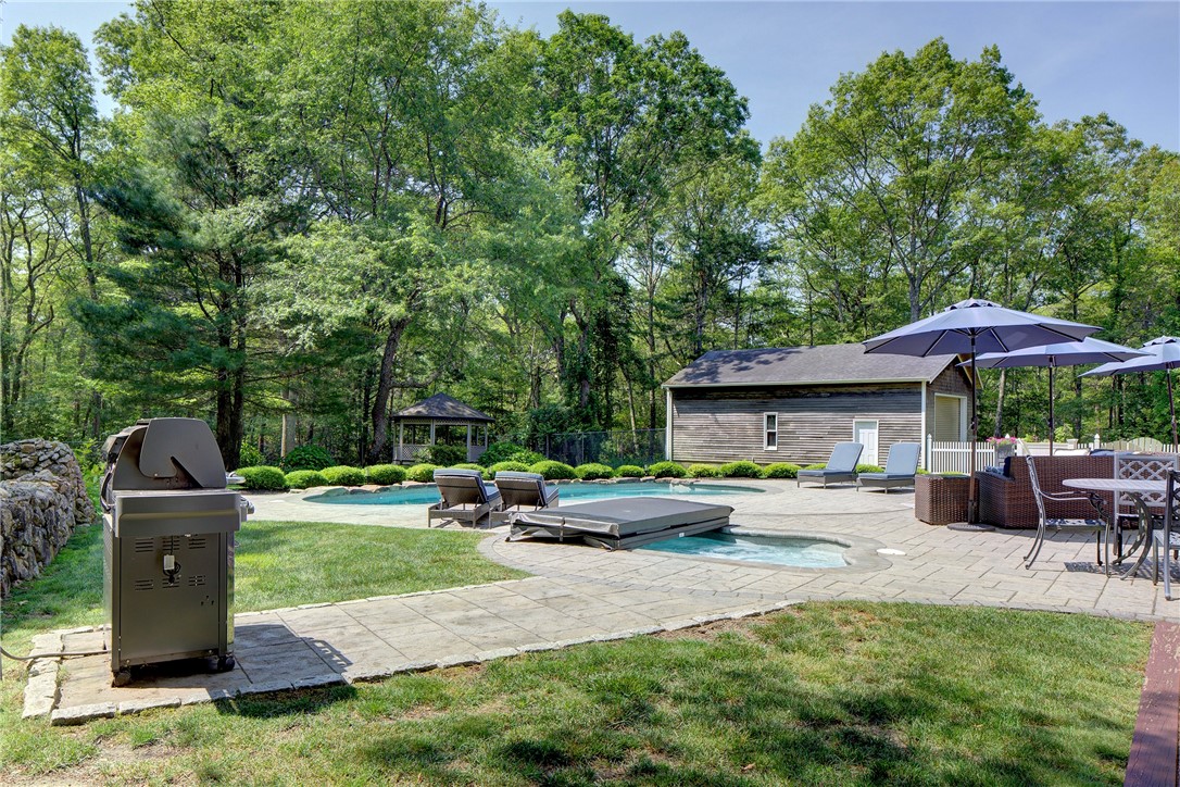 65 Knotty Pine Road Tiverton, RI 02878 - Photo 46 of 50