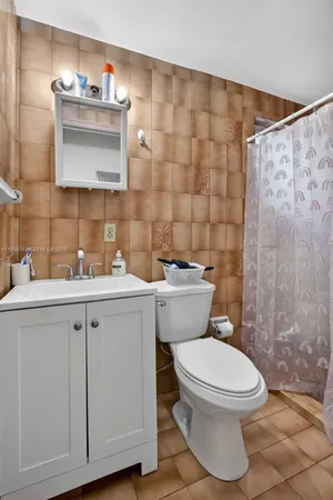 $675,000 | 733 West 33rd Street, Hialeah, FL 33012