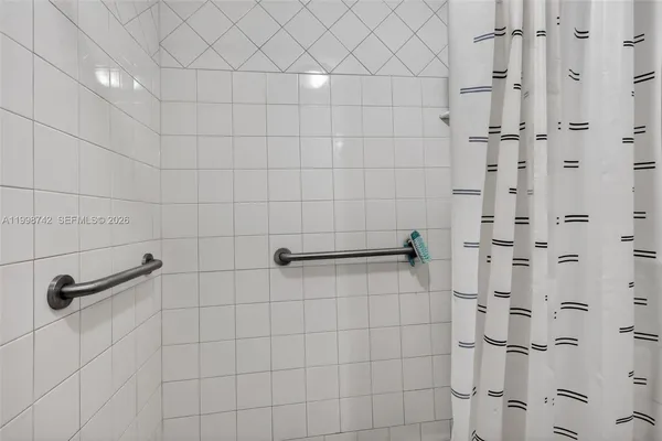 $675,000 | 733 West 33rd Street, Hialeah, FL 33012
