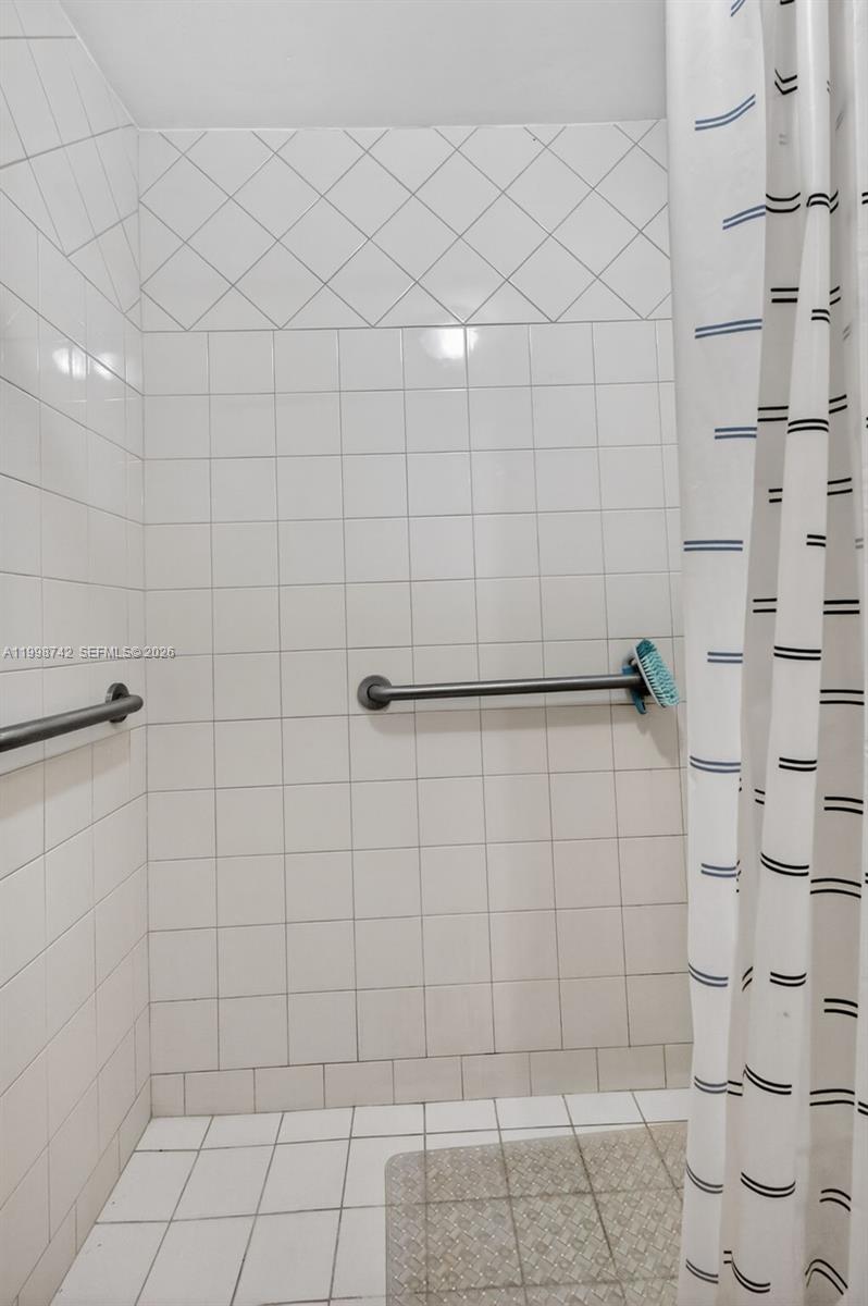 733 West 33rd Street Hialeah, FL 33012 - Photo 37 of 45 a bathroom with a shower