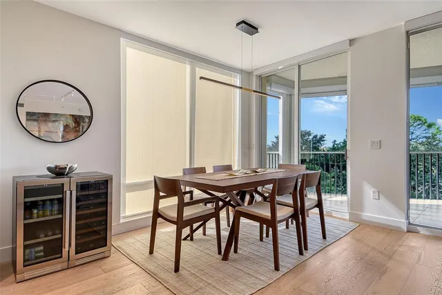 $1,200,000 | 401 North Point Road, Unit 404, Osprey, FL 34229