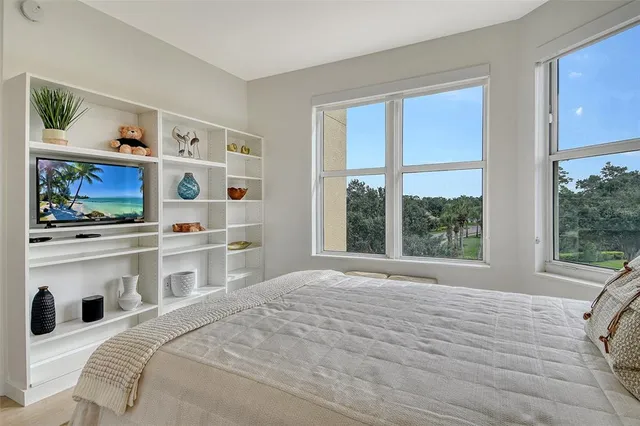 $1,200,000 | 401 North Point Road, Unit 404, Osprey, FL 34229