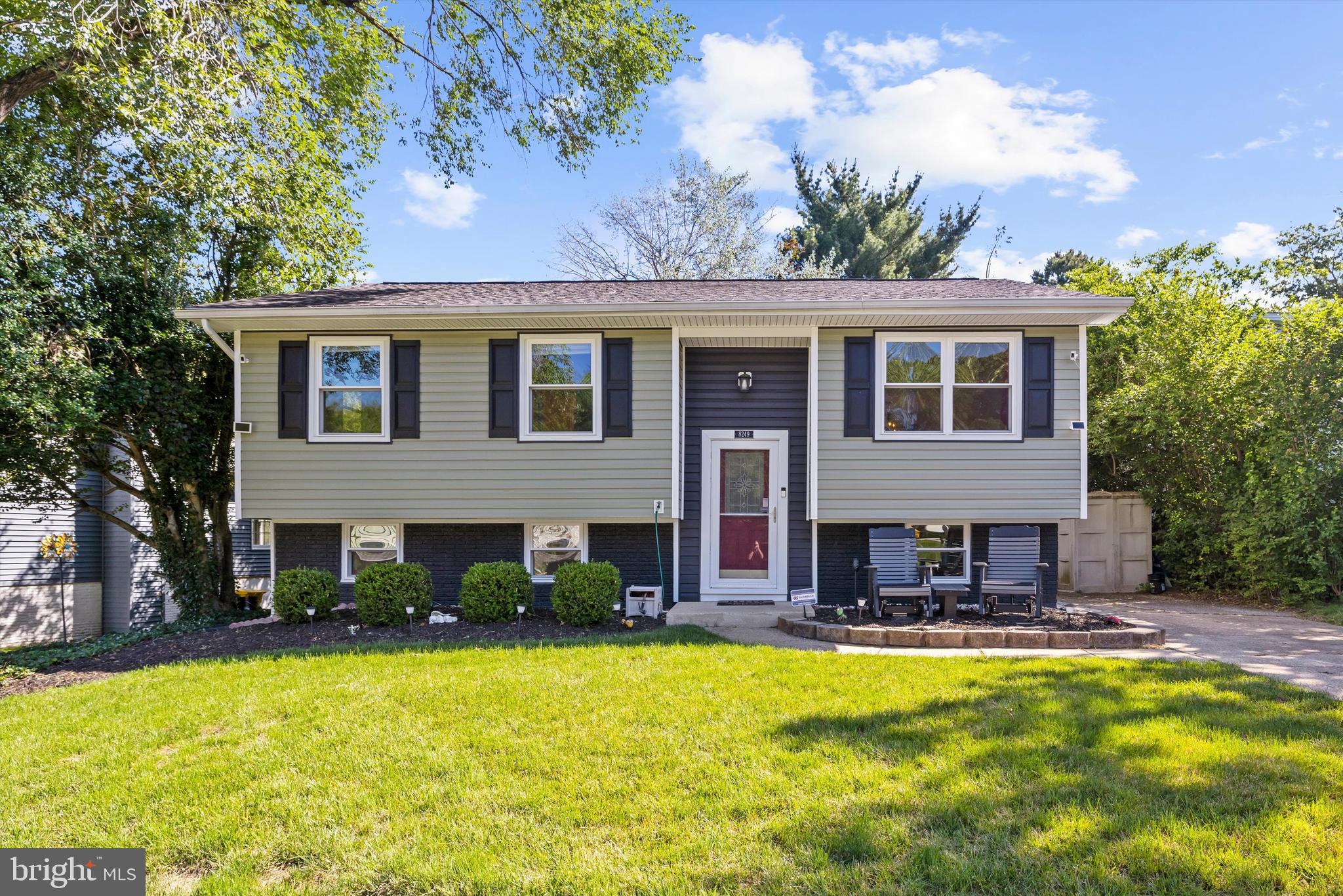 8249 Victoria Road Millersville, MD 21108 - Photo 2 of 39