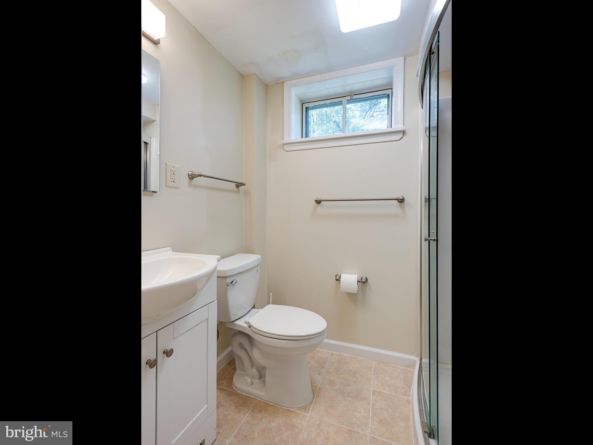 2810 North Kent Road Broomall, PA 19008 - Photo 14 of 41 Gallery Image 14