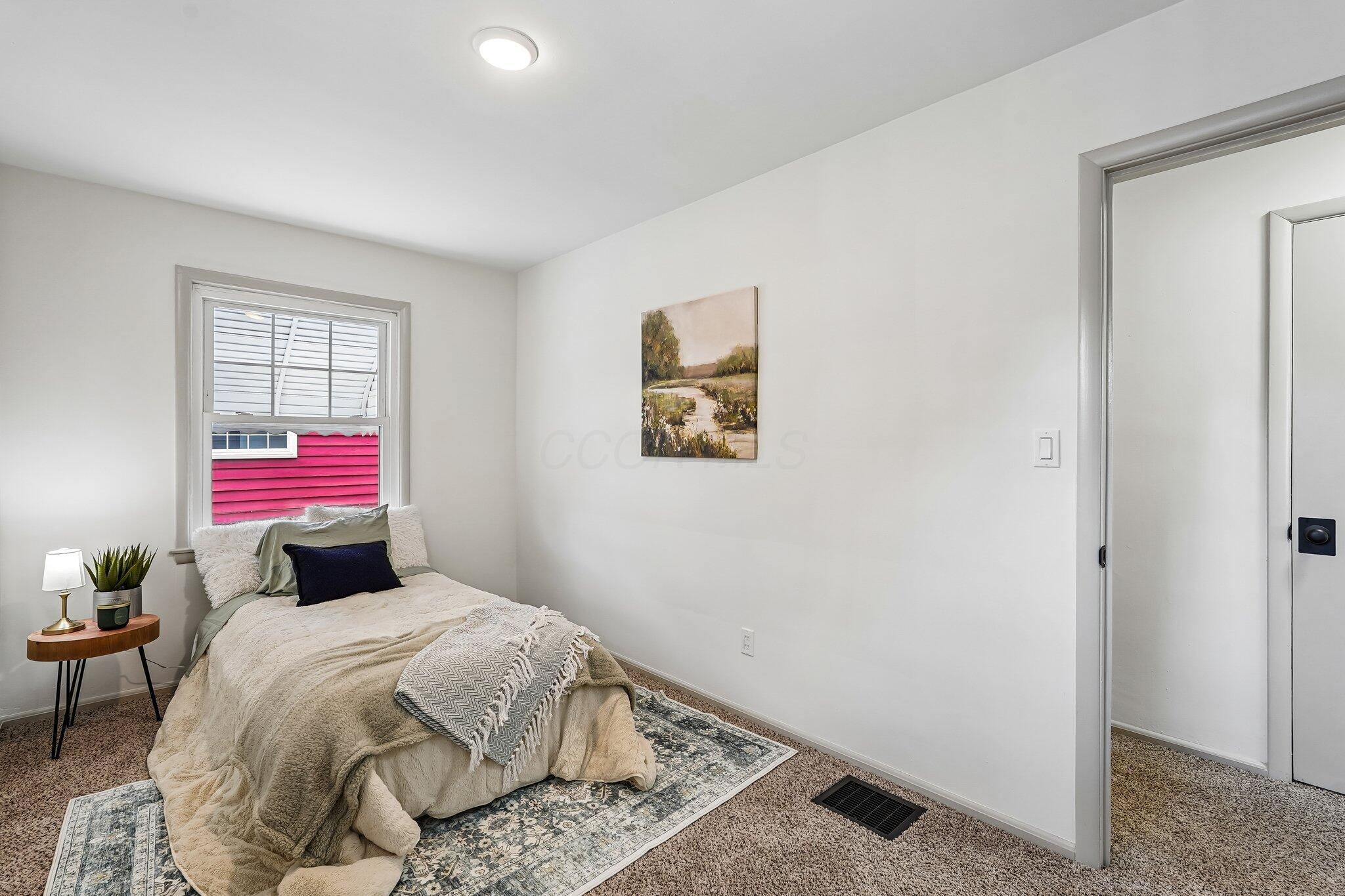 1087 Acton Road Columbus, OH 43224 - Photo 11 of 31 Gallery Image 11