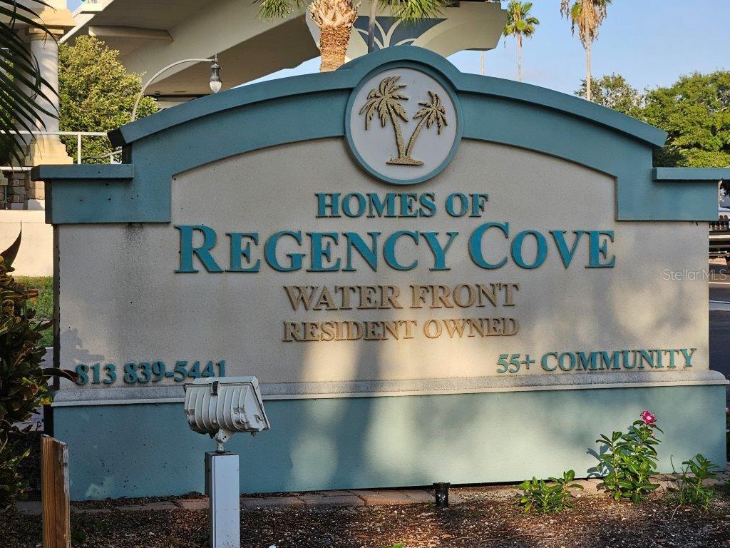 4851 West Gandy Boulevard, Unit B3L15 Tampa, FL 33611 - Photo 23 of 34