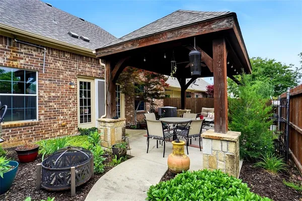 $345,000 | 250 Greathouse Village, Decatur, TX 76234