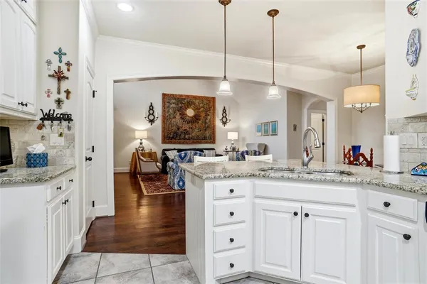 $345,000 | 250 Greathouse Village, Decatur, TX 76234
