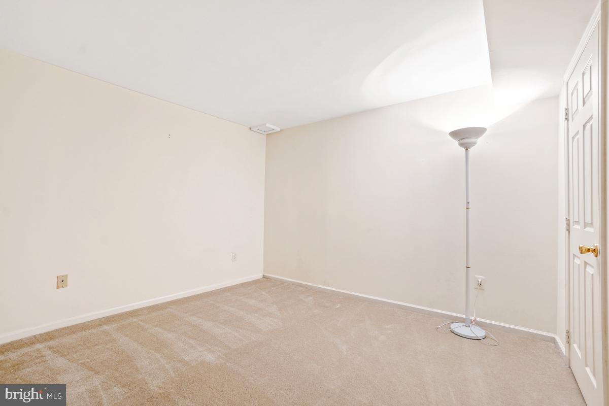 10 Leatherleaf Court Gaithersburg, MD 20878 - Photo 41 of 47 a view of an empty room