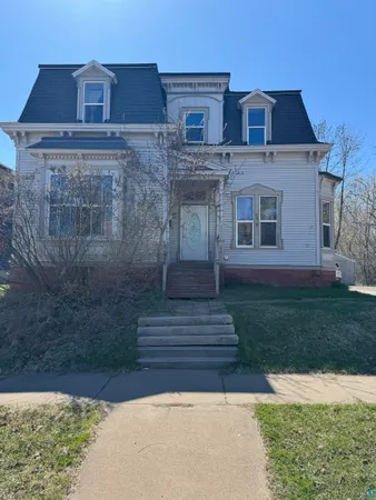 $975 | 504 3rd Street West, Ashland, WI 54806