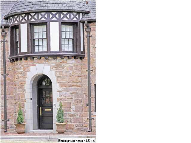 2911 Berwick Road Birmingham, AL 35213 - Photo 2 of 32