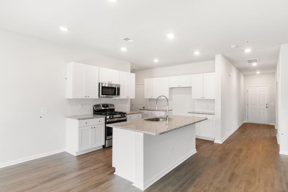 152 Lucky Day Road Summerville, SC 29486 - Photo 14 of 15 Richmond kitchen 2