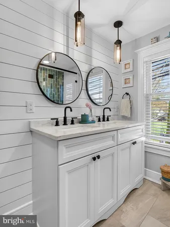 $1,400,000 | 412 Kings Highway, Lewes, DE 19958