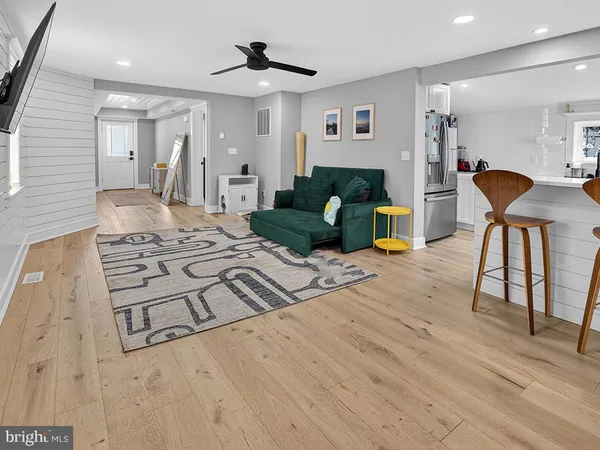$1,400,000 | 412 Kings Highway, Lewes, DE 19958