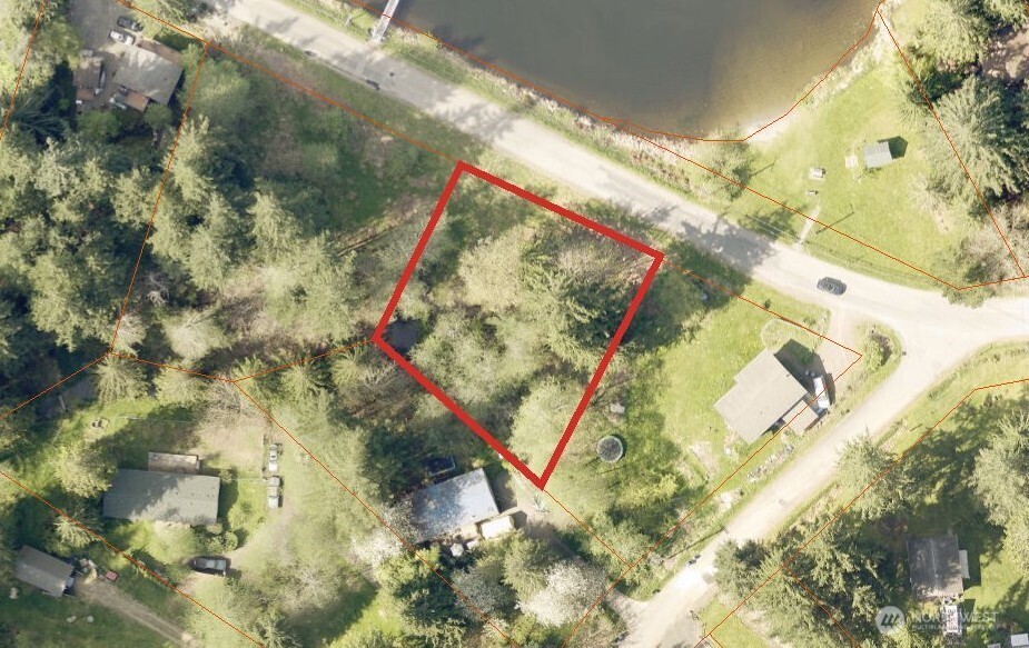 32609 Northeast 195th Street Duvall, WA 98019 - Photo 1 of 24 a view of a bathtub