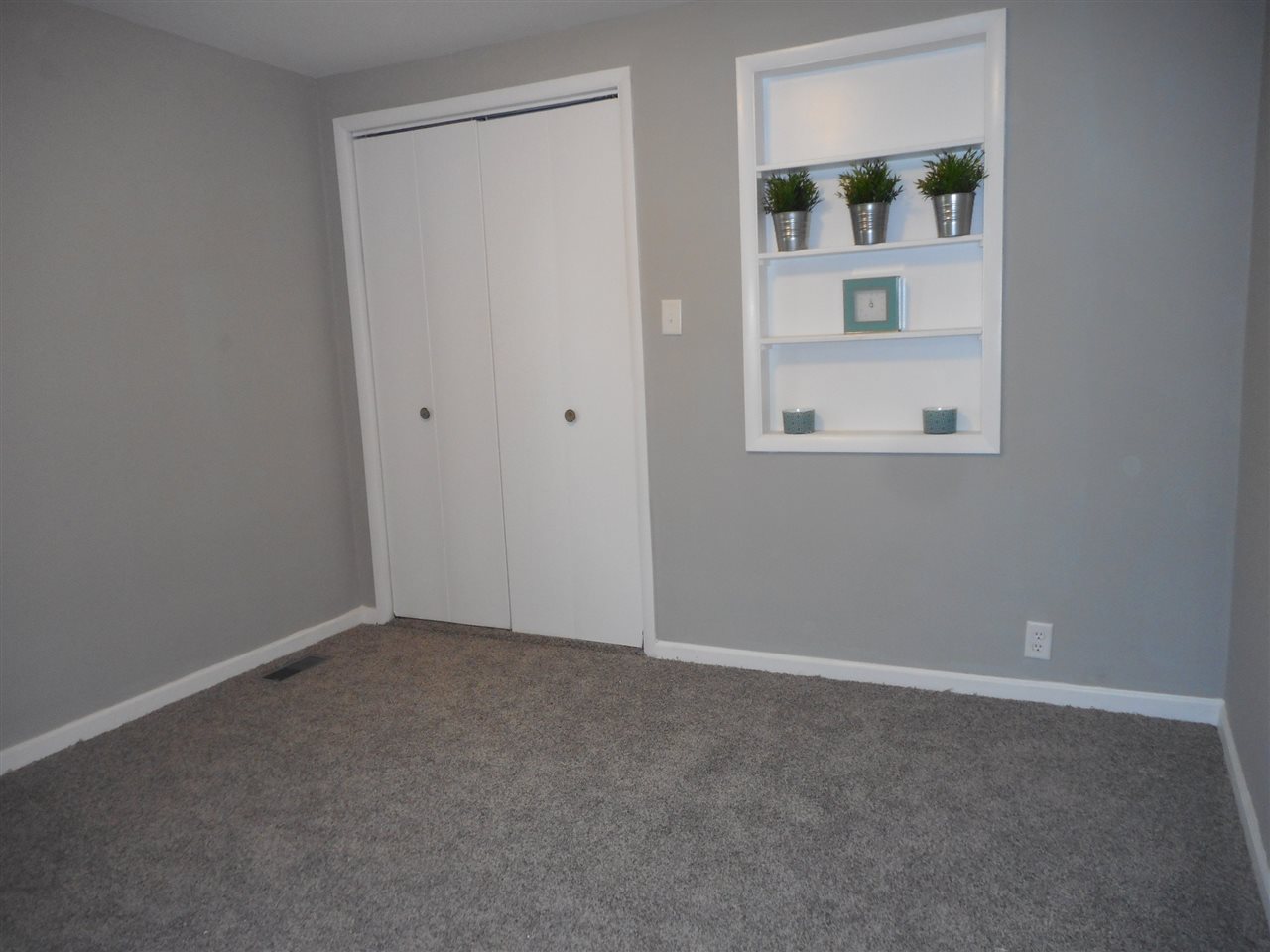 704 South Pittenger Road Selma, IN 47383 - Photo 14 of 19